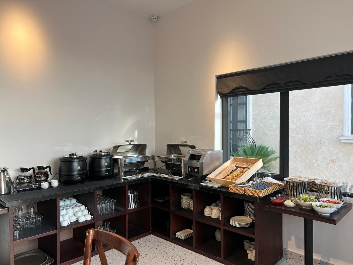 Khach San Lilac Hotel Da Lat Zewnętrze zdjęcie